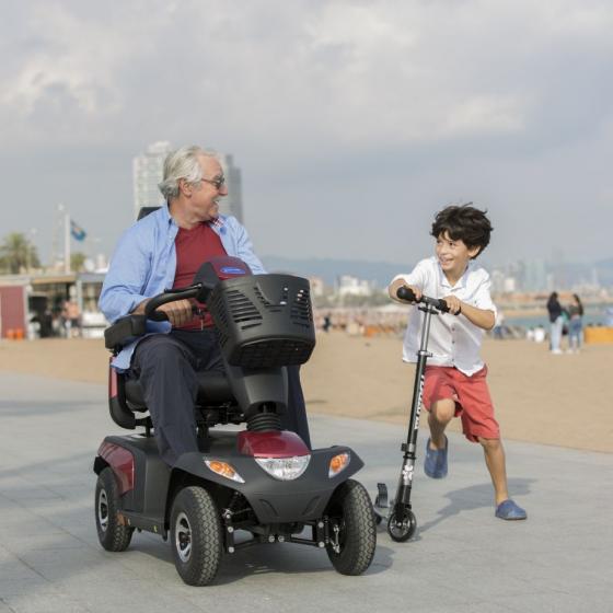 Scooter électrique Comet Pro 4 roues gris Invacare